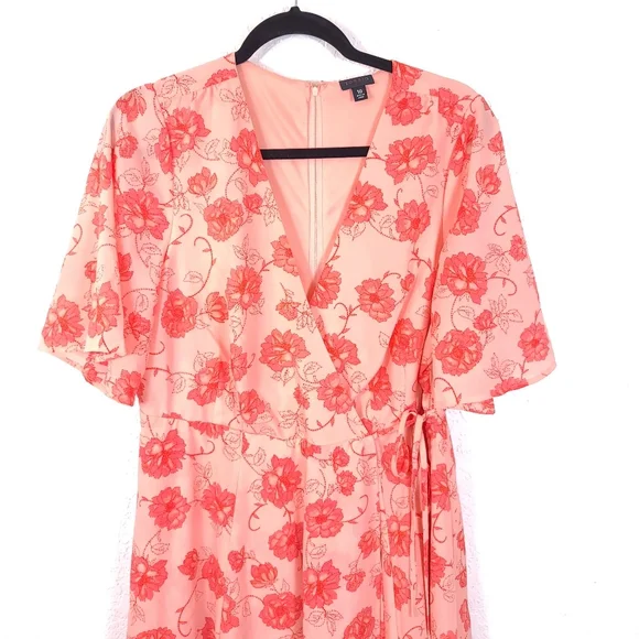 TORRID Georgette Floral Wrap Dress - Picture 11 of 11